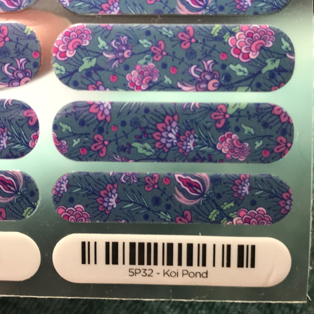 Jamberry nail wraps Koi Pond